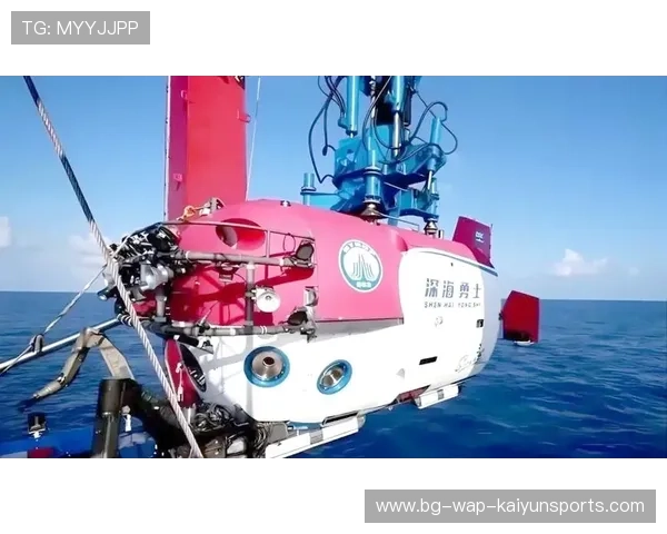 海洋潜水竞速，探索深海奥秘的极限运动，海上潜水视频